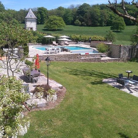 Les Vergnes Saint-Pardoux-le-Neuf エクステリア 写真