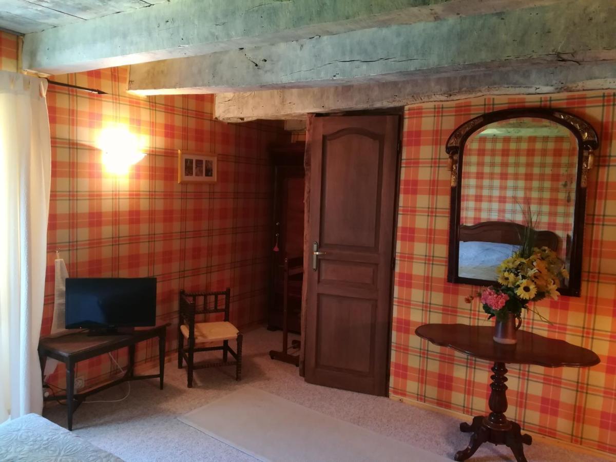 Les Vergnes Saint-Pardoux-le-Neuf エクステリア 写真