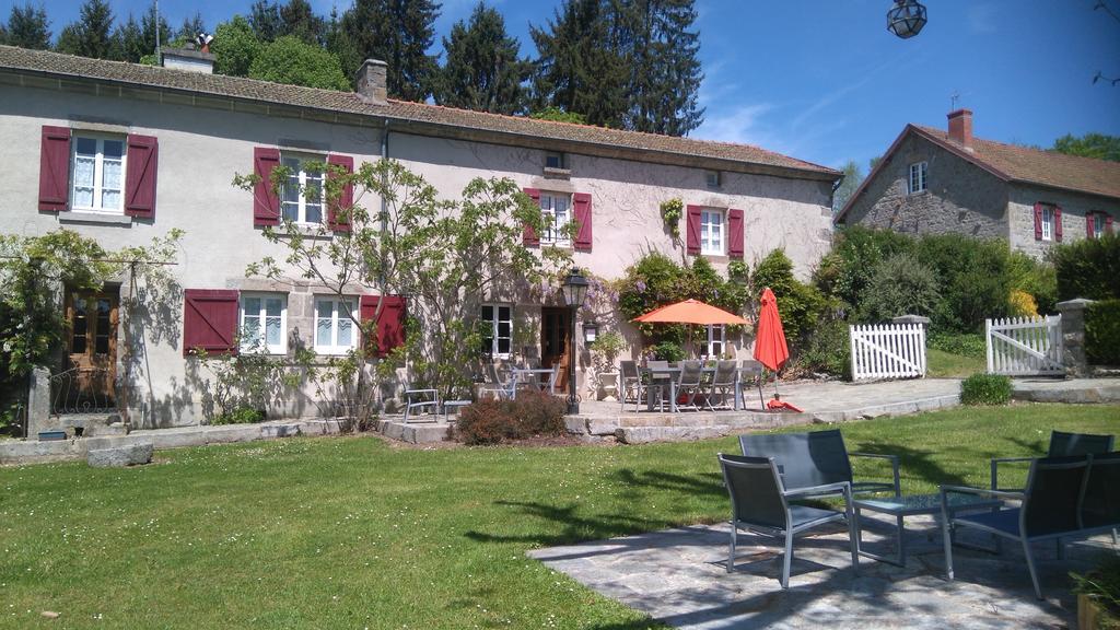 Les Vergnes Saint-Pardoux-le-Neuf エクステリア 写真