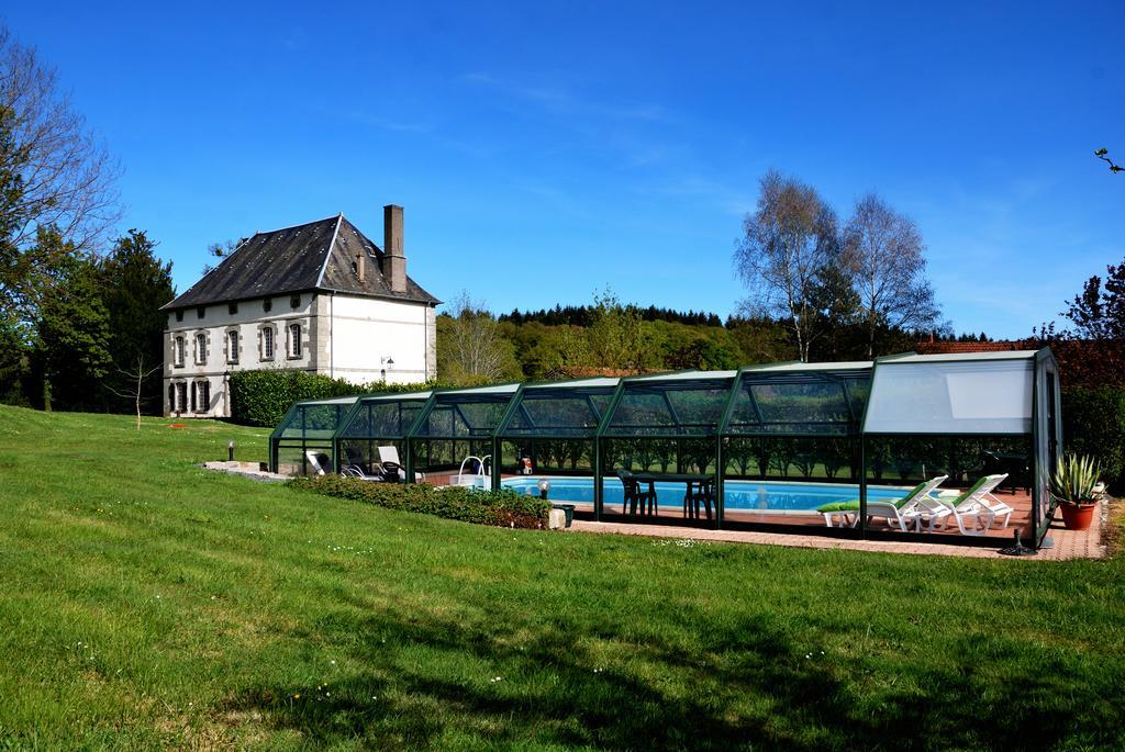 Les Vergnes Saint-Pardoux-le-Neuf エクステリア 写真